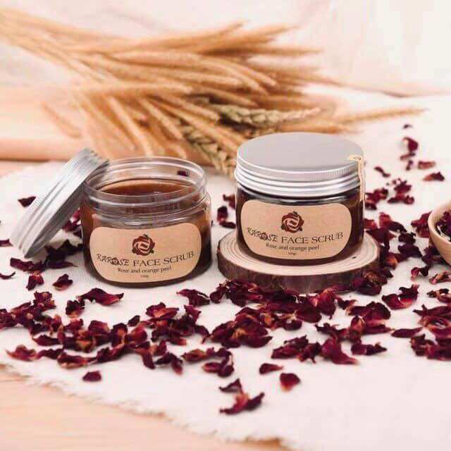 Rửa Mặt Tẩy Da Chết Hữu Cơ Karose Face Scrub 100gr