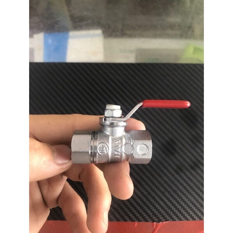 Van bi tay gạt giacomini - ý thân van ; đồng mạ crôm ron ; teflon , chịu nhiệt độ cao max 180 c sử dụng ; khí,hơi nước,hơi ga , xăng dầu , áp lực làm việc max ; 42bar