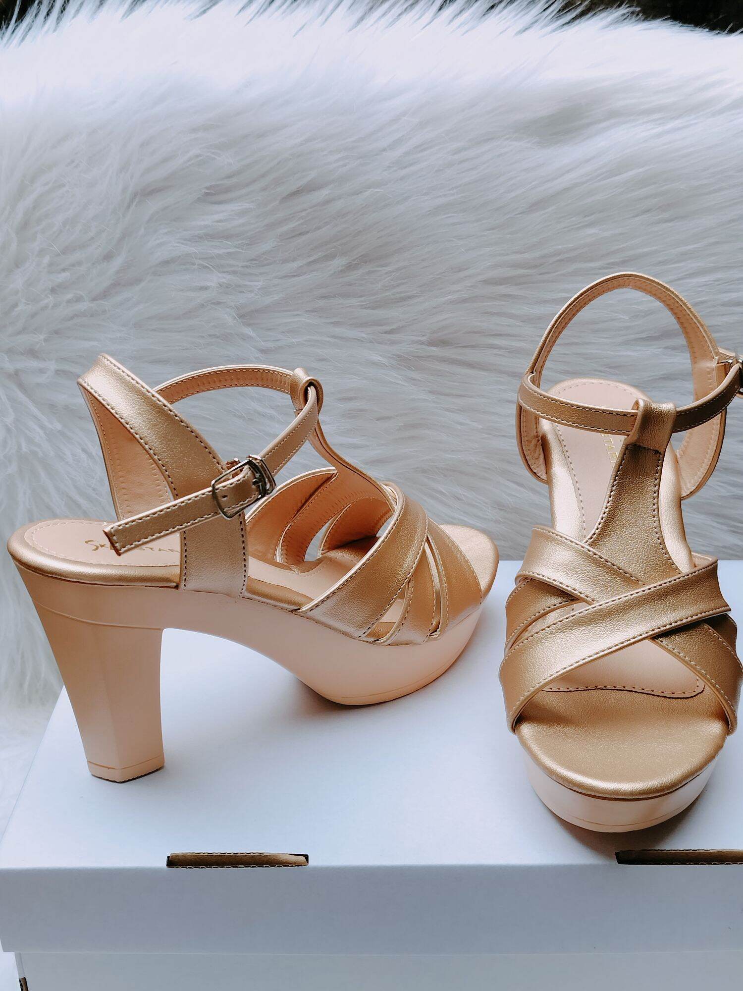 Sandanl nữ cao 9cm.Hậu khóa gài