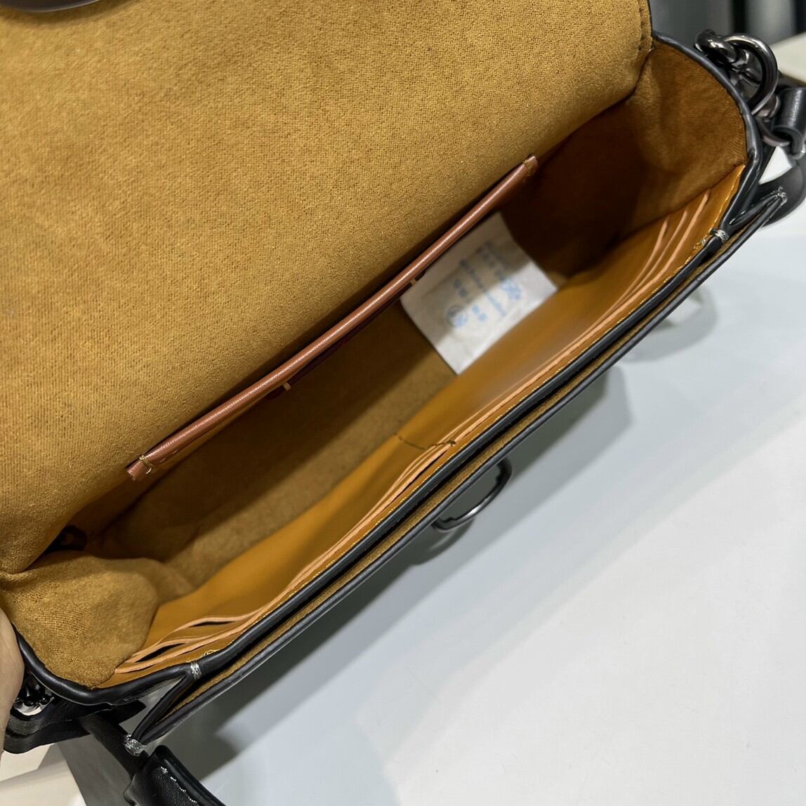 STUDIO BAGUETTE Mẫu coach mini mới sang trọng