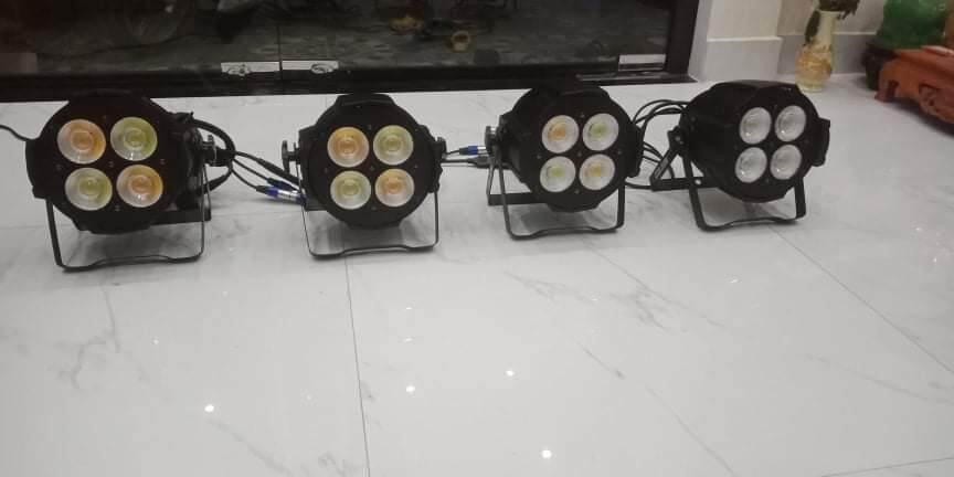 ĐÈN COB 4 BÓNG SÂN KHẤU SỰ KIỆN