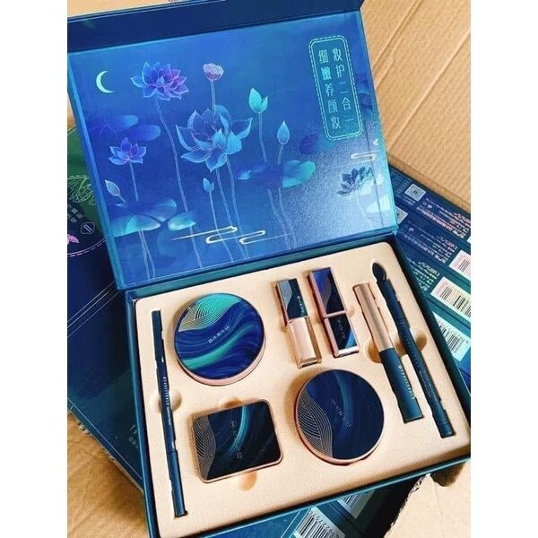 Sét trang điểm 8 món youliyoula