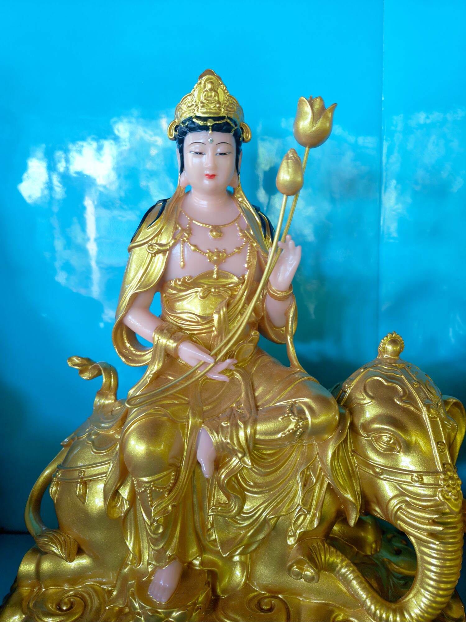 Tượng Hoa Nghiêm Tam Thánh
