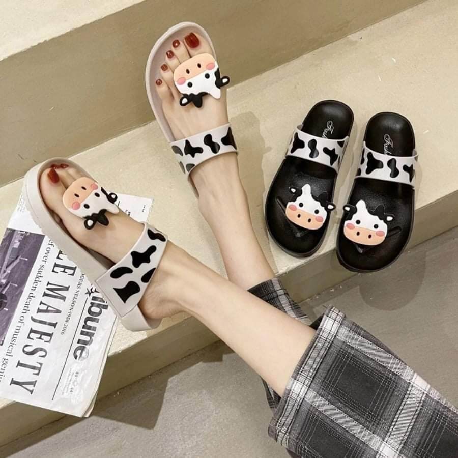 Dép quai ngang xỏ ngón bò sữa