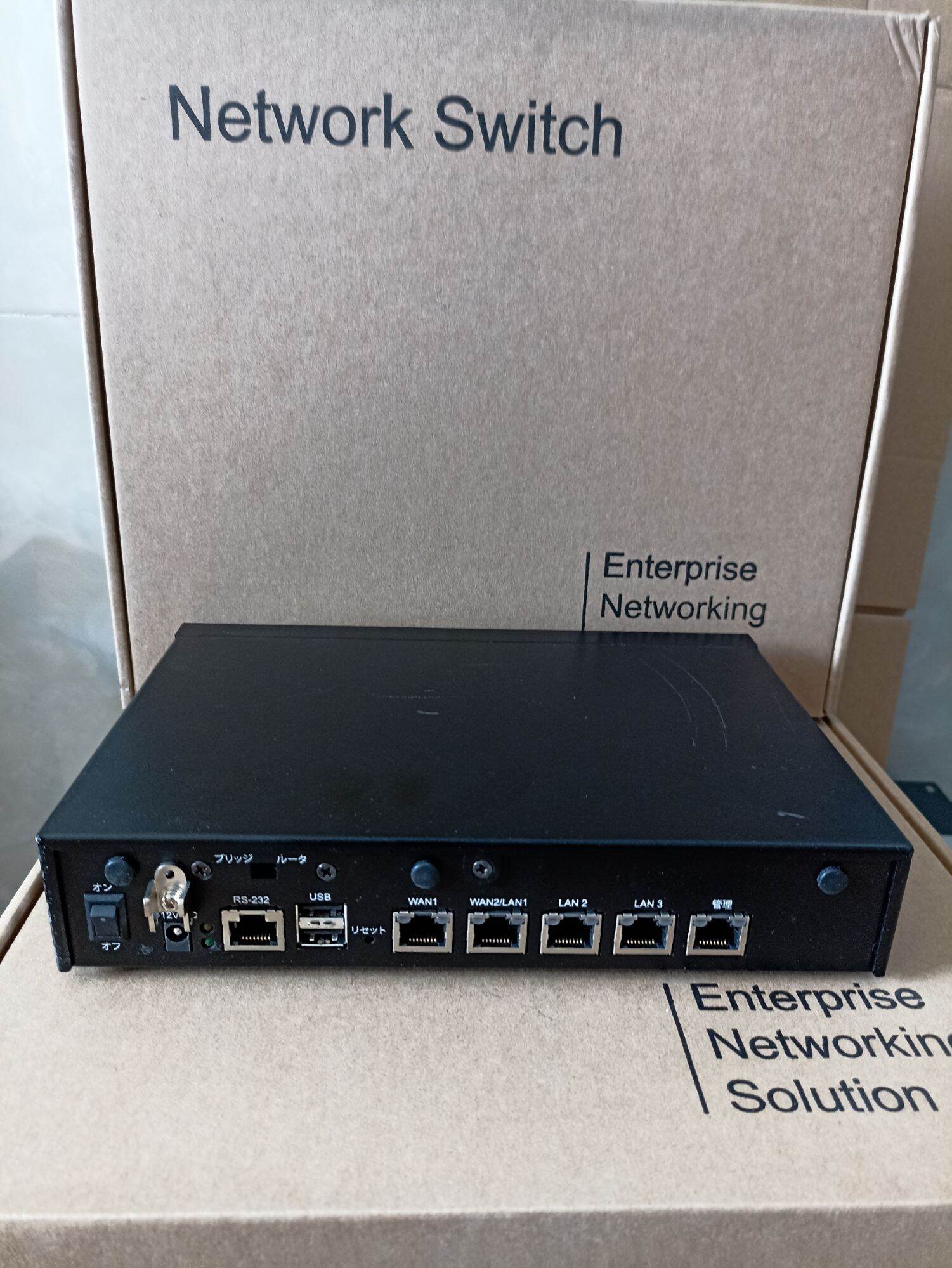 Router Mikrotik PC Router Edge Trend Cloudedge Ram 4G 5 LAN Tải 500 user MixASale