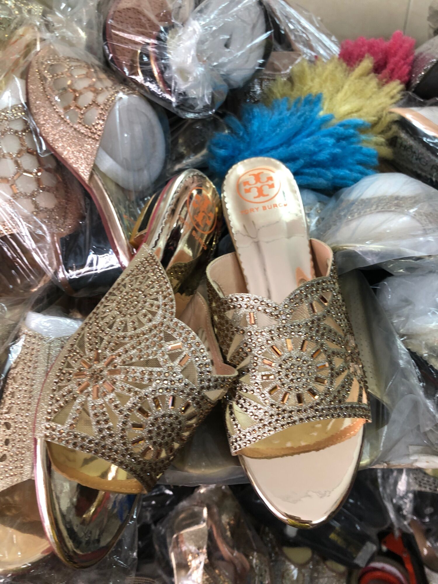 Guốc trung niên số lớn big size 39-43 gót 3p .