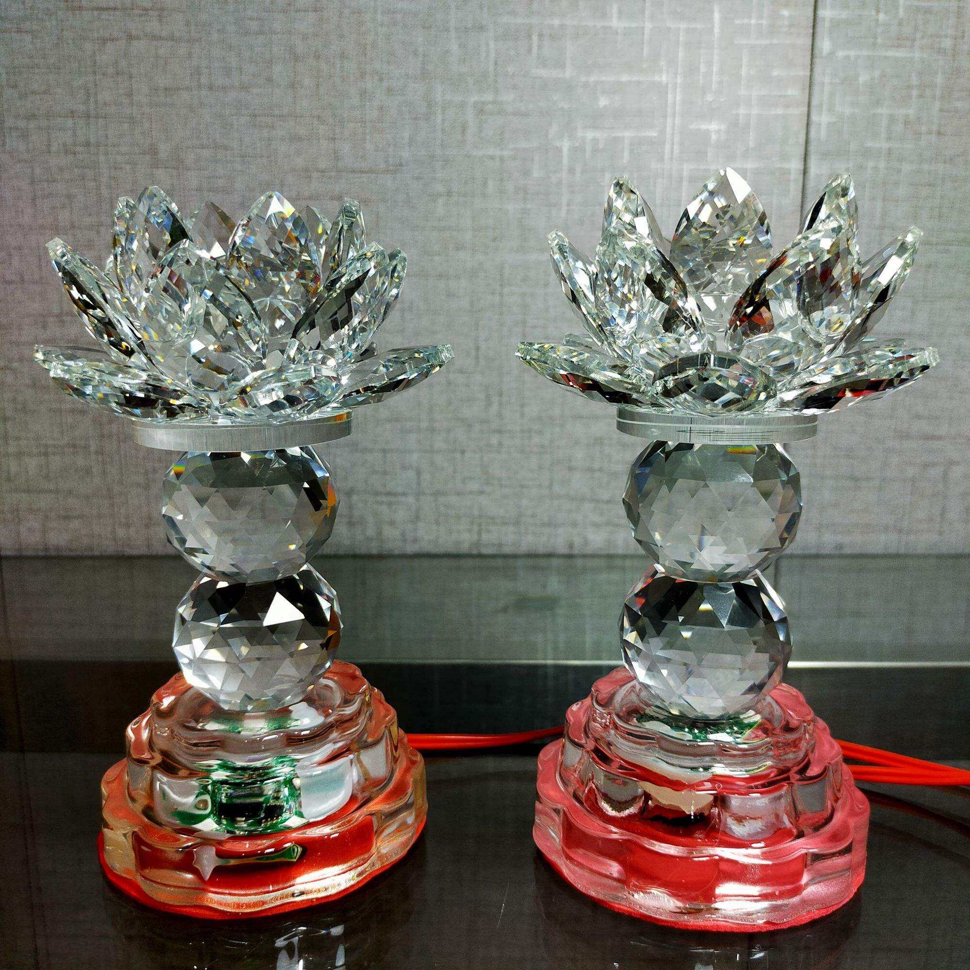 Đèn thờ pha lê. Đèn để bàn thờ hoa sen pha lê , mạch led  7 màu . Đèn Thờ Cúng