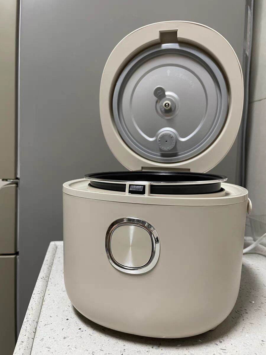 NỒI CƠM ĐIỆN BEAR 2L MÀU TRẮNG SỮA