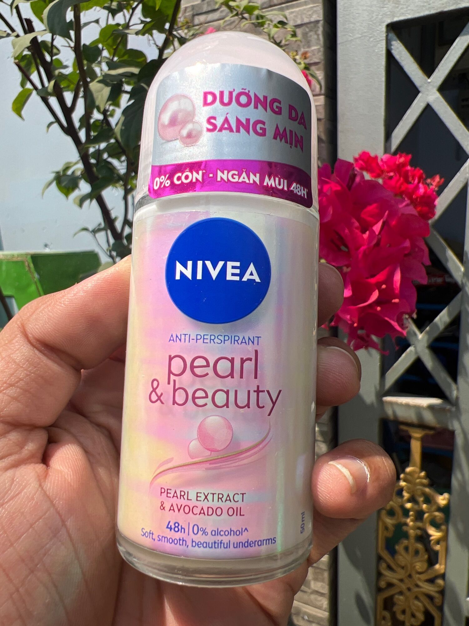 lăn khử mùi Nivea ngọc trai 50ml