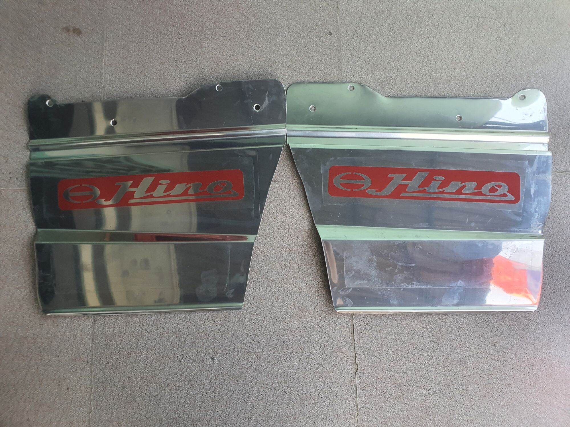 Chắn dép che dép inox xe tải