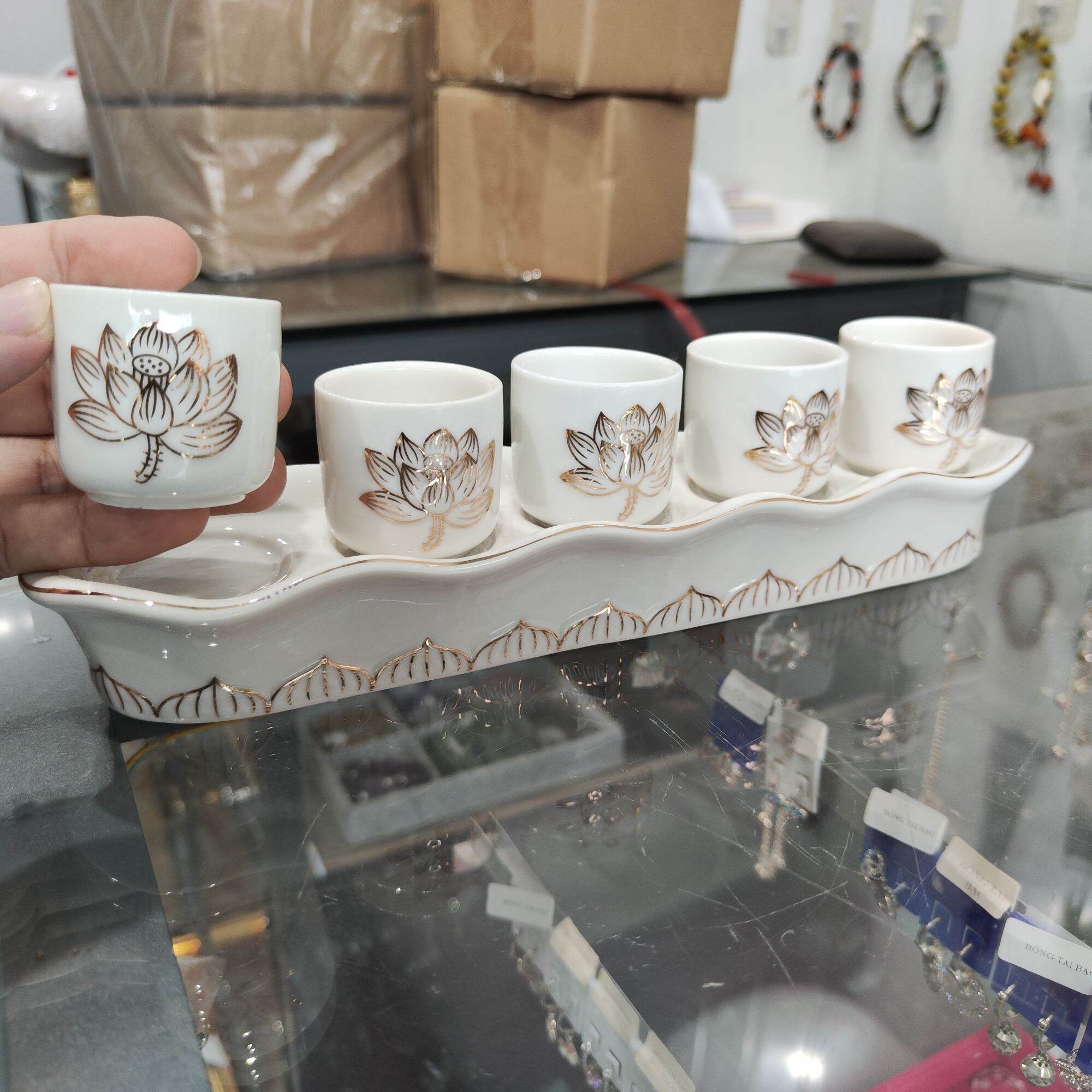 Bộ Áng 5 Ly Nước Thờ Cúng Bạch Ngọc Sen Trắng