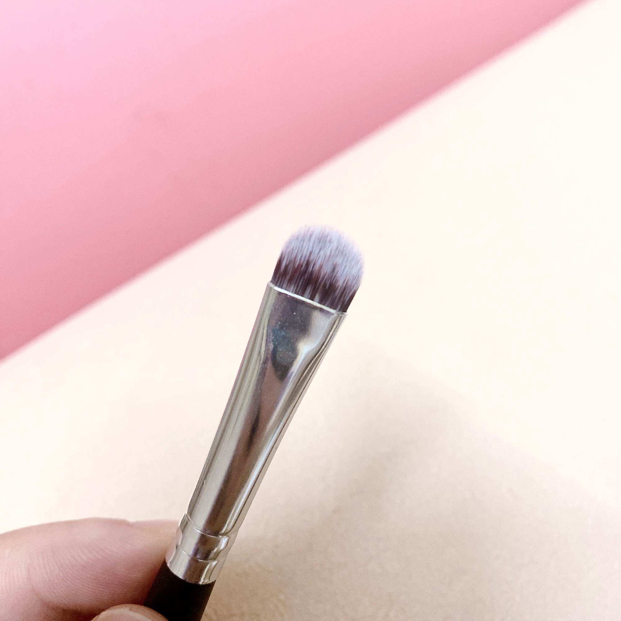 Cọ mắt A0A E123: Eyeliner Blending Brush