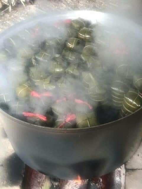 1 đòn bánh tét chuối ngon béo