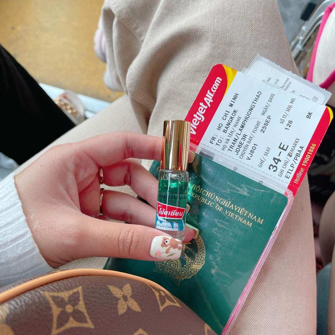 Dầu lăn chống say xe thái lan chai 5ml