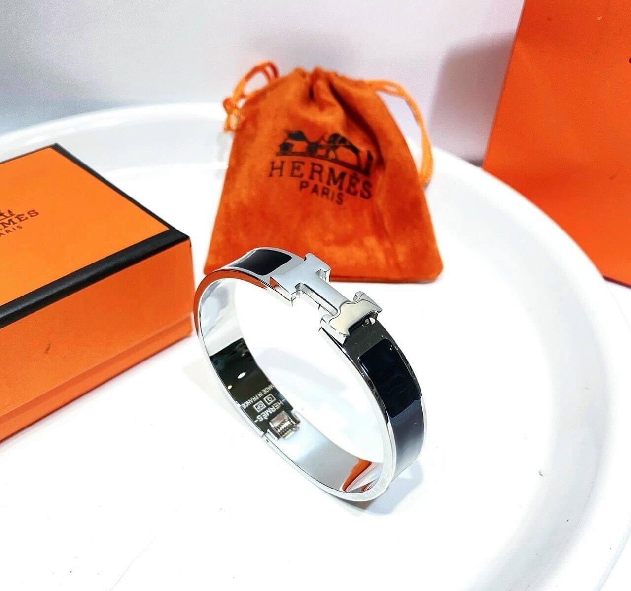 Vòng tay Hermes phiên bản mới