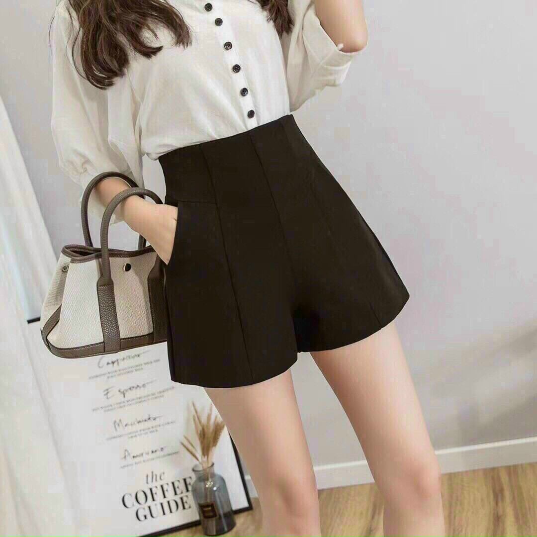 Quần sọc nữ lưng cao cạp liền có túi sườn 2 bên .khóa sau lưng