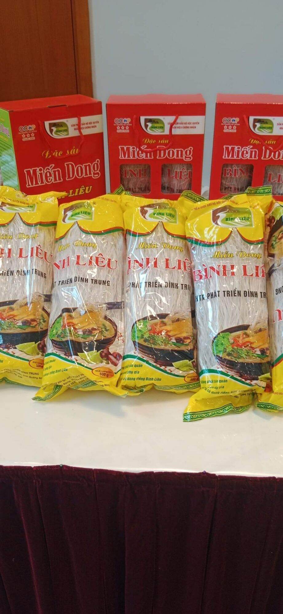 Miến dong Bình Liêu gói 500g sản phẩm đạt 0C0P Quảng Ninh.100% nguyên chất từ củ dong riềng