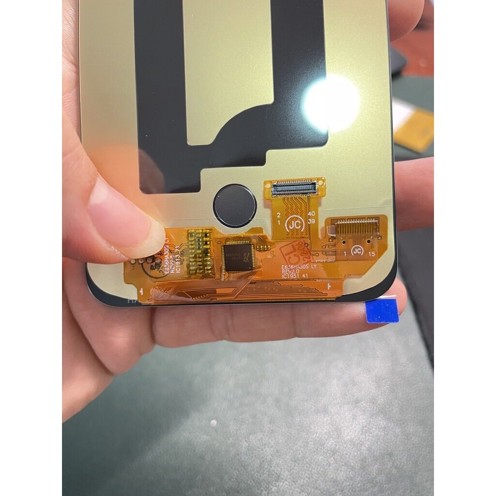 Màn Samsung A30s công nghệ mới