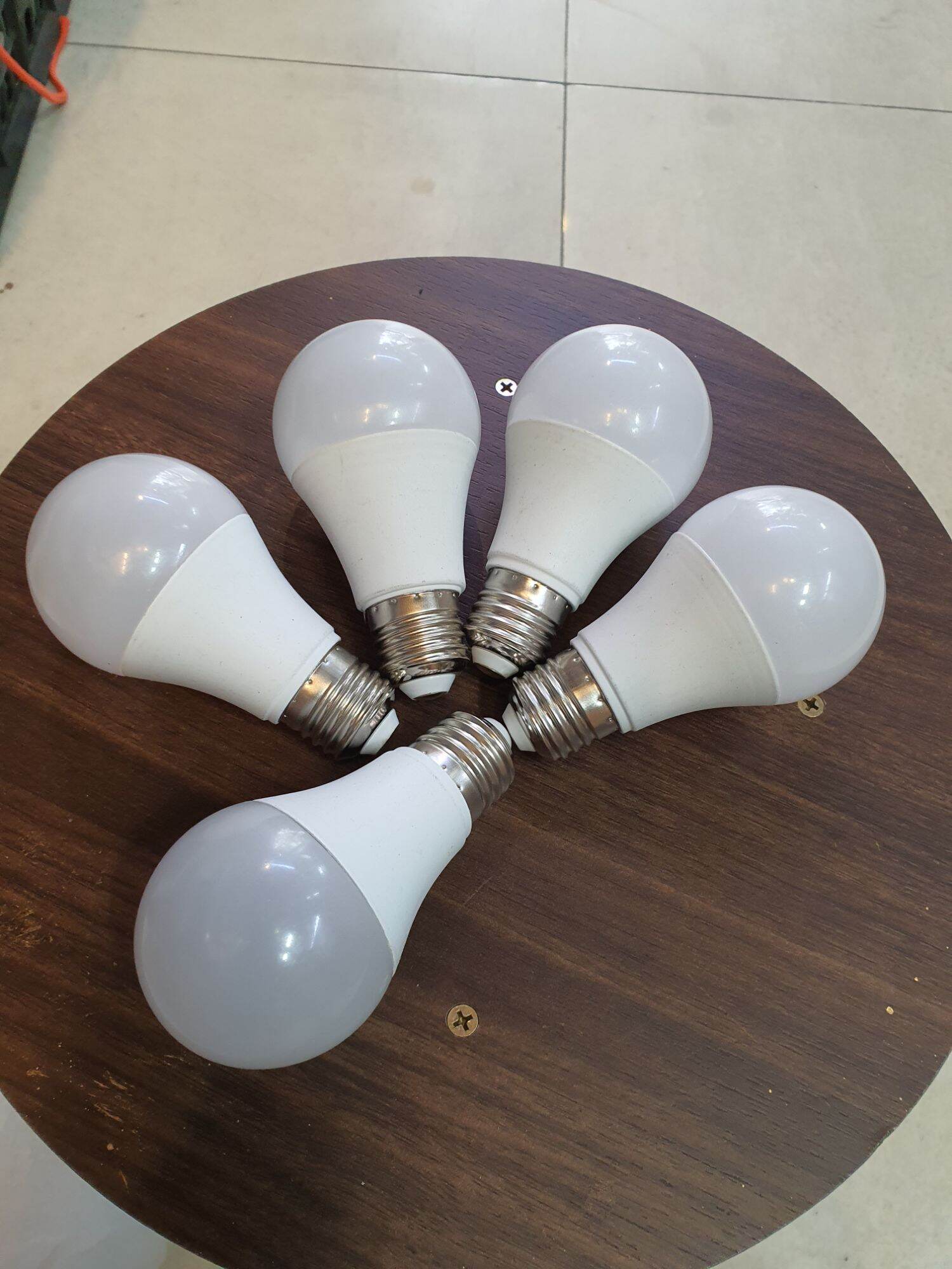 Bóng led búp 5w đui e27 phổ thông