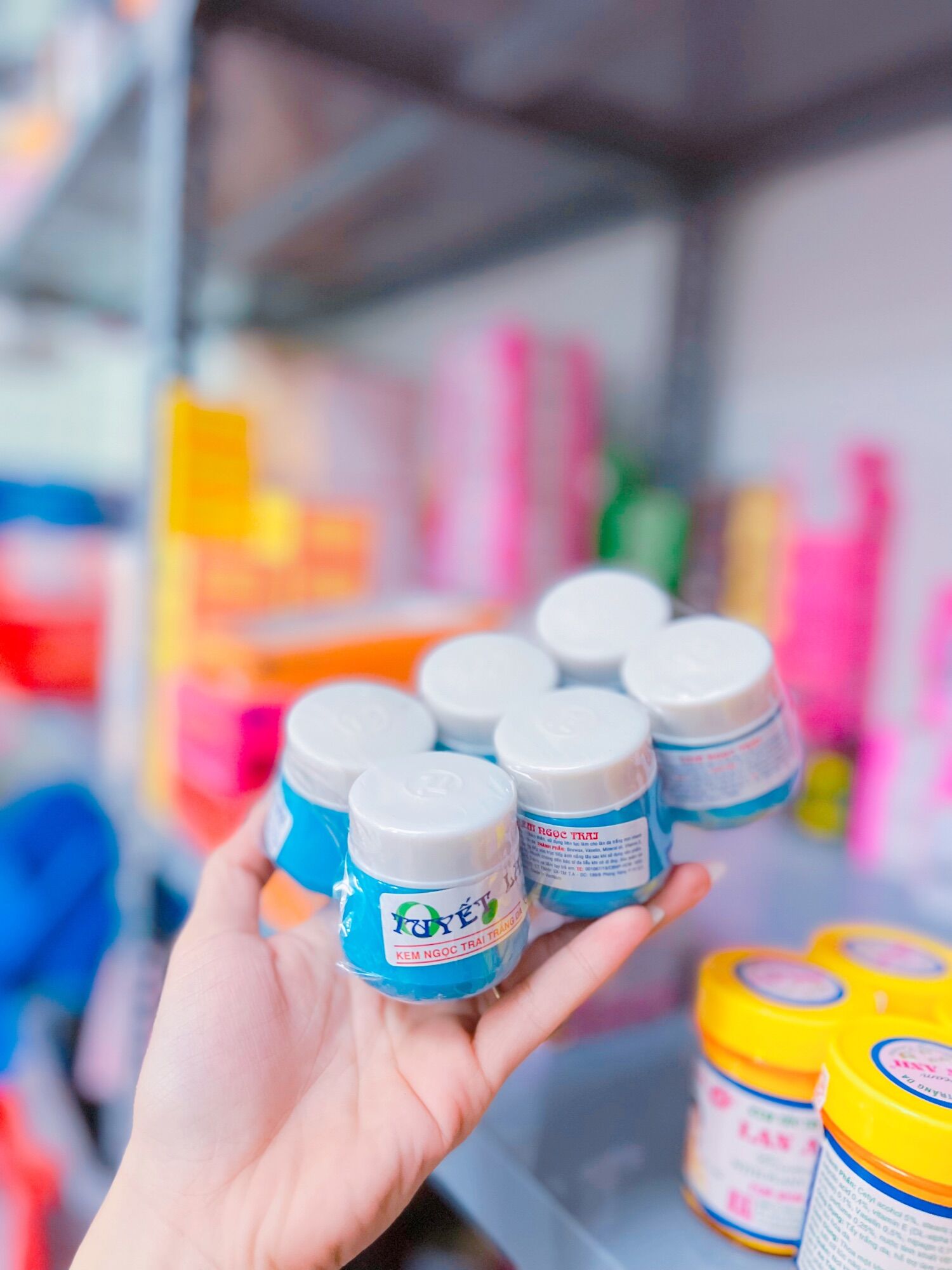 Kem trắng da tuyết lan cặp dưỡng body