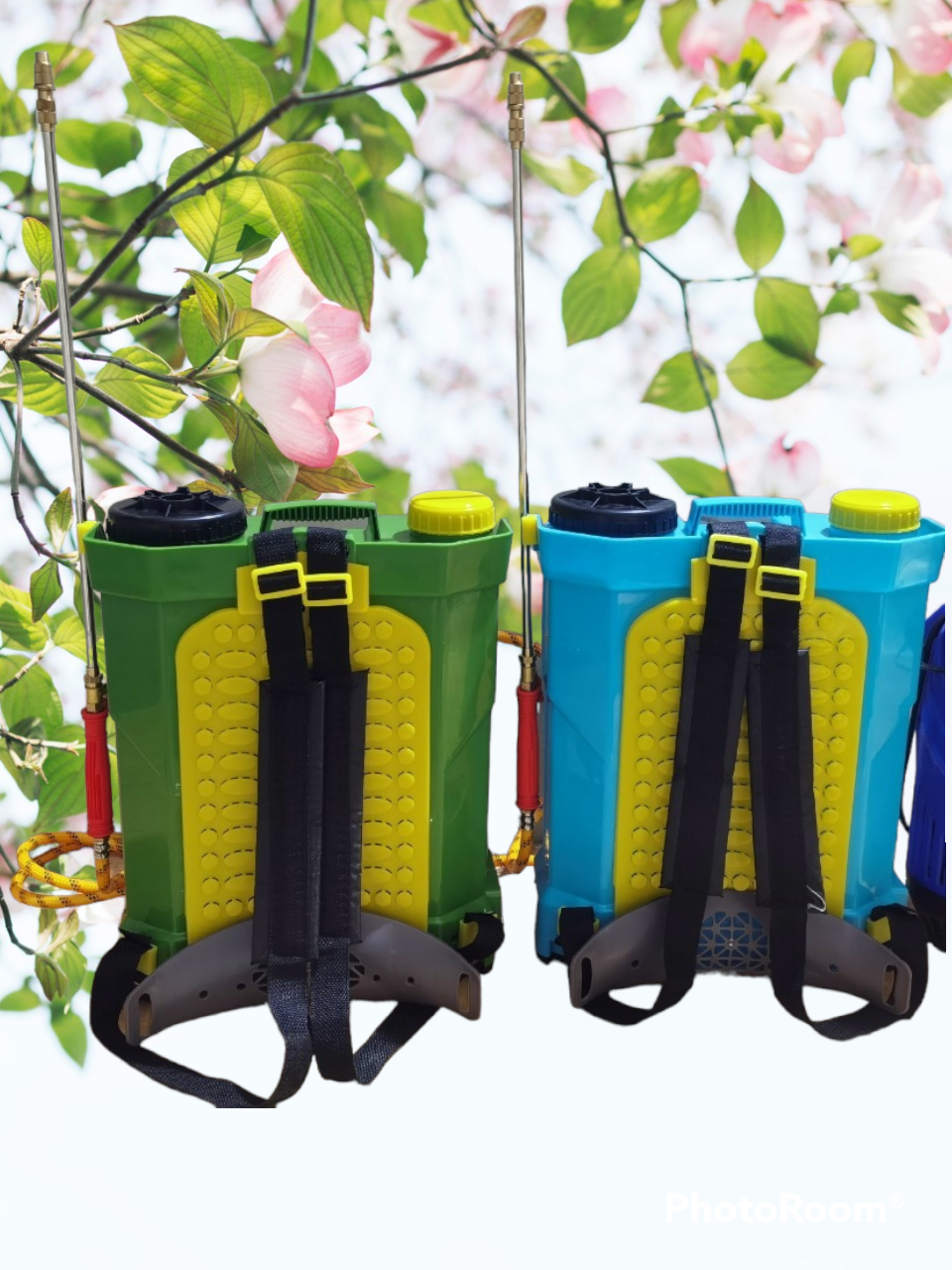 bình phun thuốc trừ sâu bằng điện DRING 20lit 1 bơm .