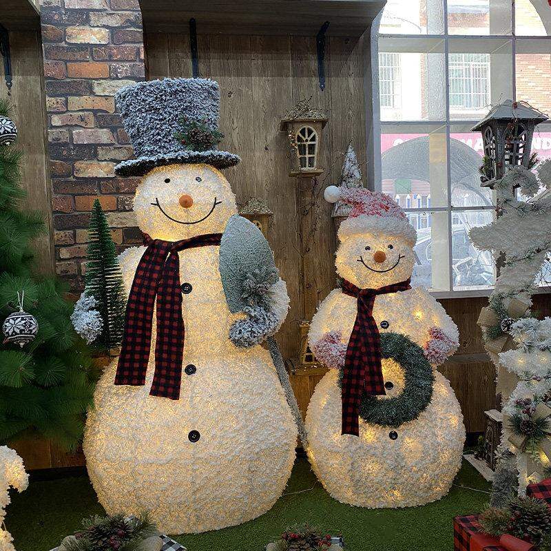 yishujia office | Glowing Christmas Snowman and Reindeer Decoration Large