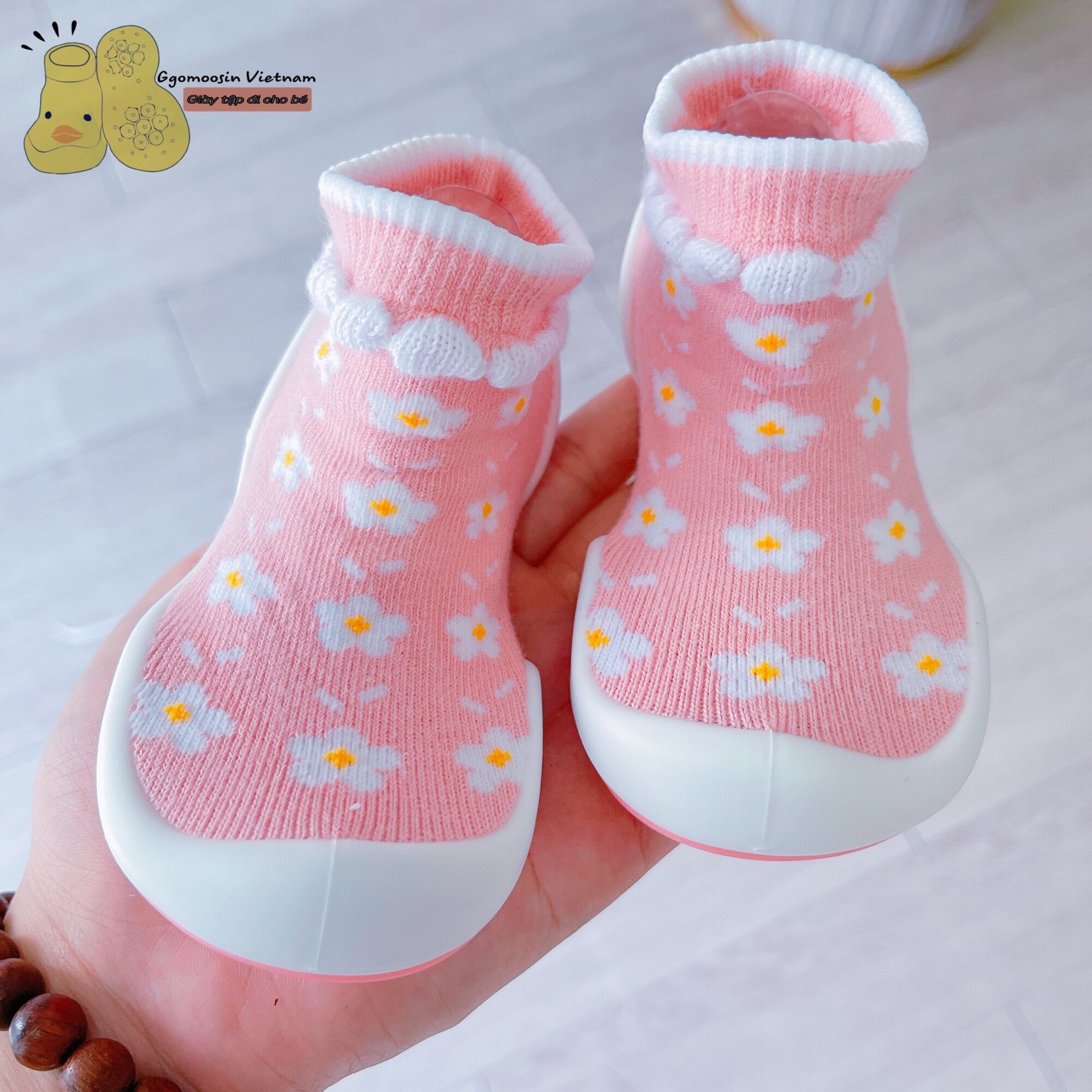 Giày tập đi cho bé cưng Ggomoosin - Blossom