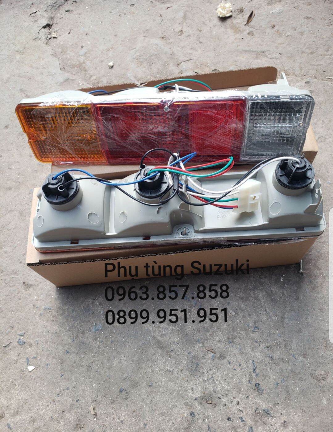 Đèn hậu sau SUZUKI PRO 740Kg