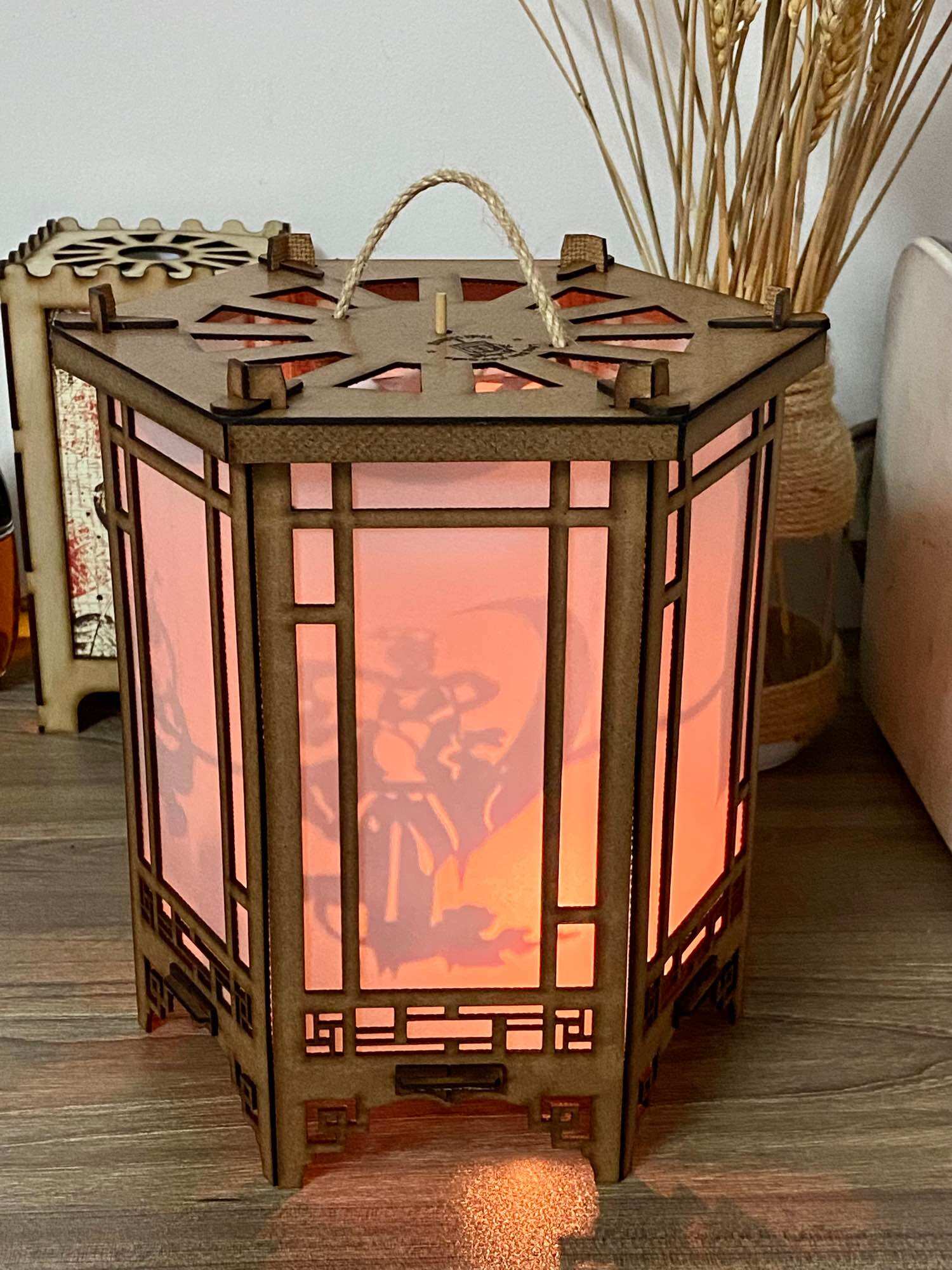 Đèn kéo quân Handmade sài nến cao 24cm( Chú Cuội, Chị Hằng, Múa Lân, Rước Đèn)