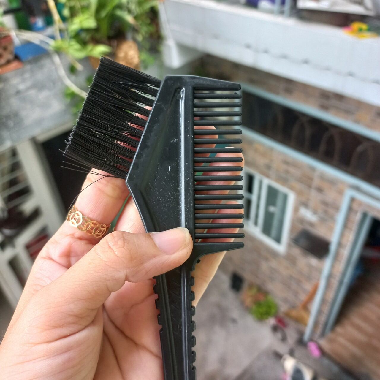 lược chổi nhuộm tóc 2 đầu chải (21.5cm)