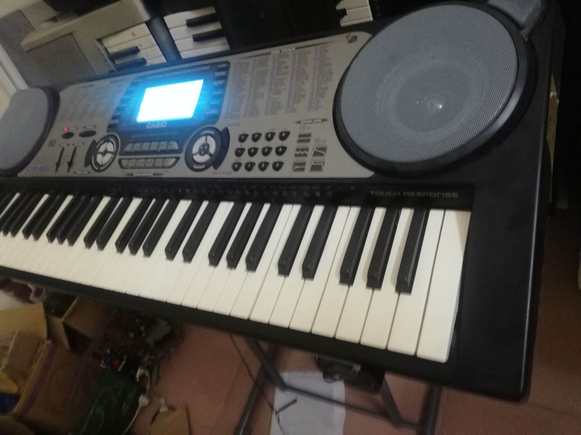 Đàn organ Casio CTK 651