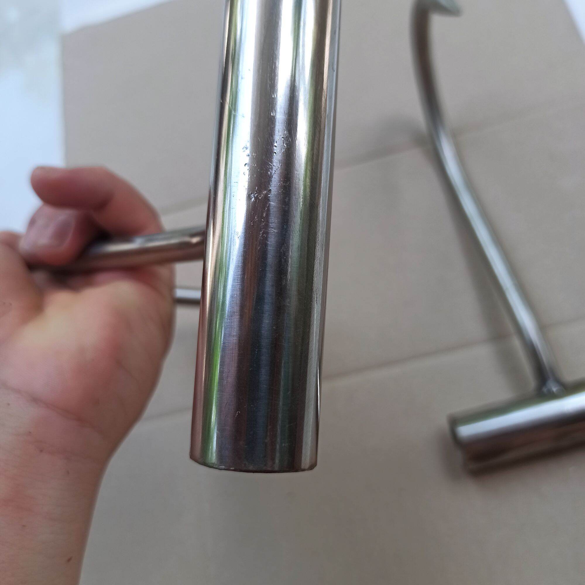 Cây móc nước đá inox (1 cặp) dài 25 cm cán inox