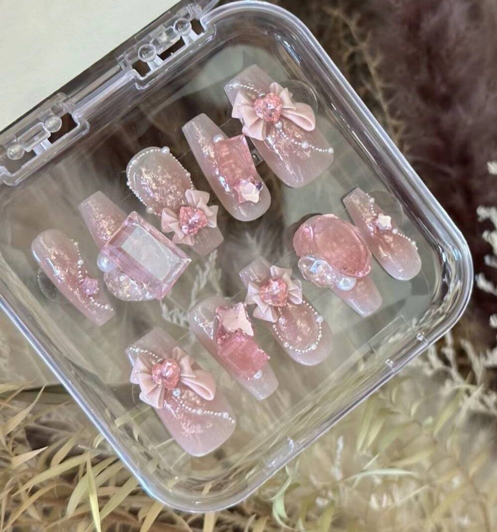 Nail box thiết kế màu thạch hồng - cô dâu mã 9