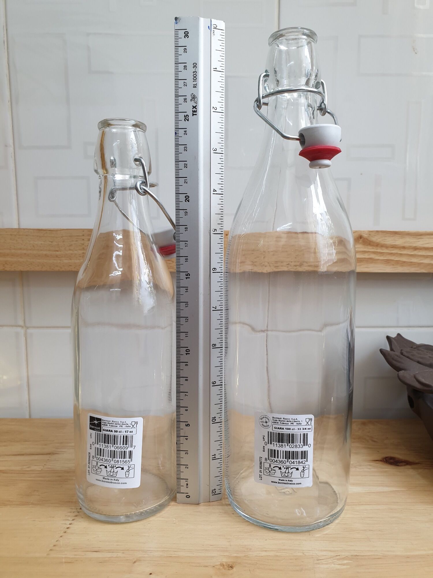 Chai thủy tinh nắp cài Giara 0.5L - 1L  (Bormioli Rocco)