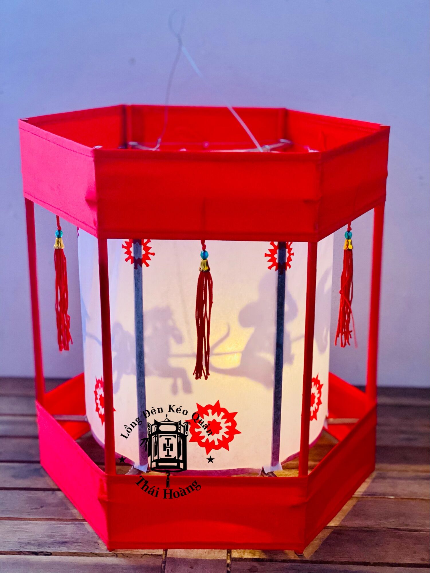 [HCM]Đèn kéo quân( dùng nến)chiều cao 30cm Tre vải và giấy gió