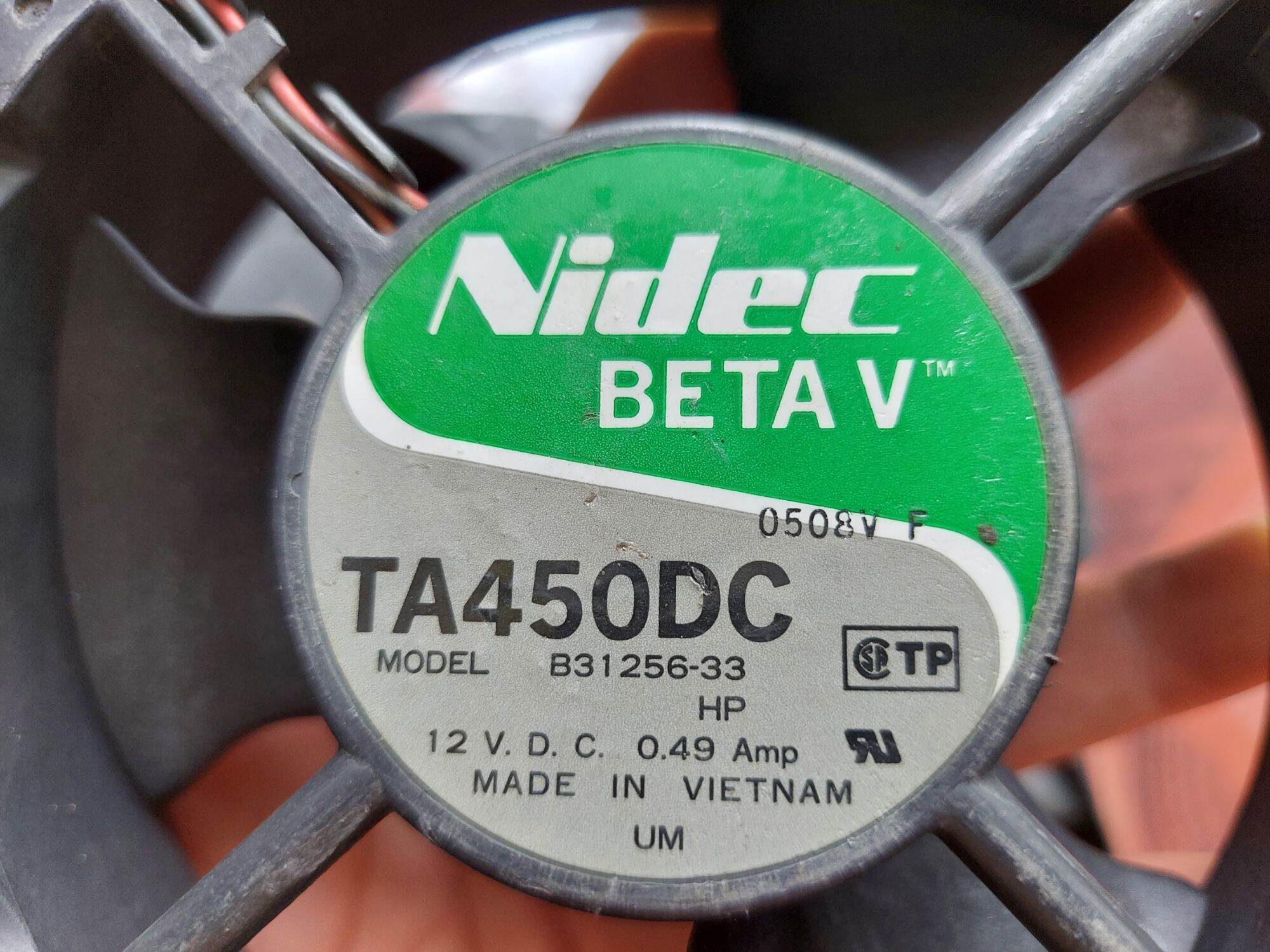 Quạt tản nhiệt 12v.d.c nidec ta450dc 12cm