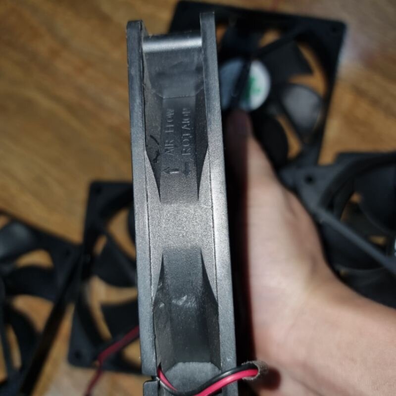 quạt tản nhiệt 24v /0.15-0.25A cũ tháo máy