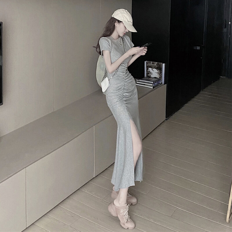 Đầm ôm công sở, thiết kế cổ yếm dáng body thanh lịch, thích hợp công sở dự  tiệc, phong cách Hàn Quốc - Đầm dáng ôm | ThờiTrangNữ.vn