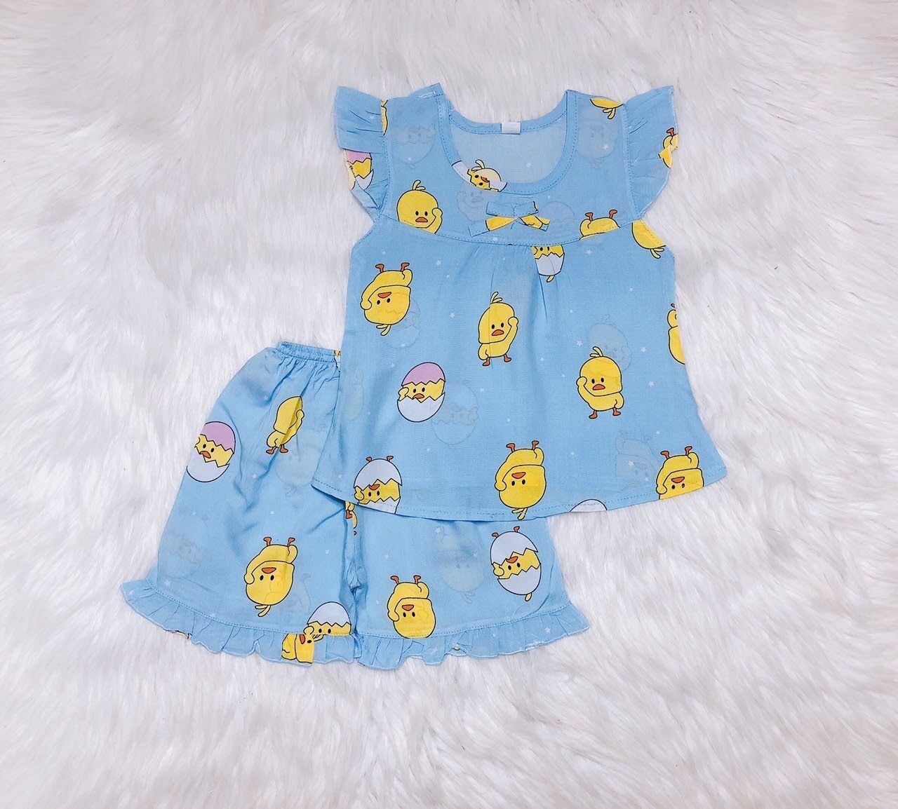 Đồ bộ bé gái, chất tole lanh mềm mịn mát, size 7(13- 14kg)