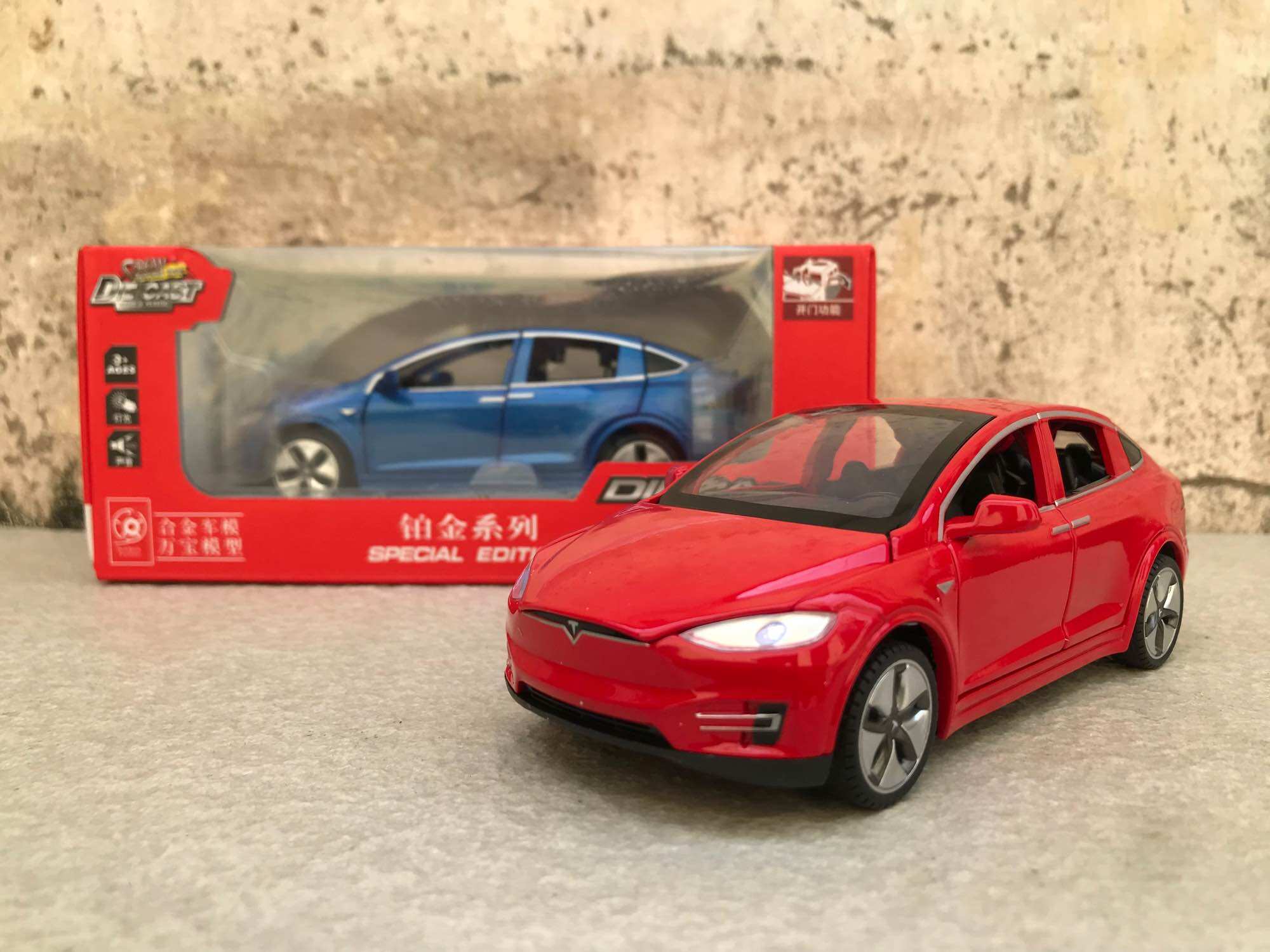 Mô hình xe ô tô TESLA Model 90X  1:32