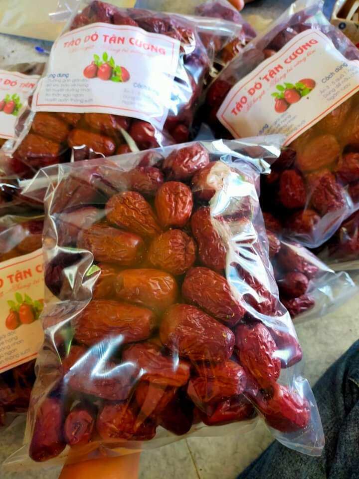 Táo  đỏ  Tân Cương  (gói  1kg  ,ngon  ,ngọt  ,bùi,  dẻo..)