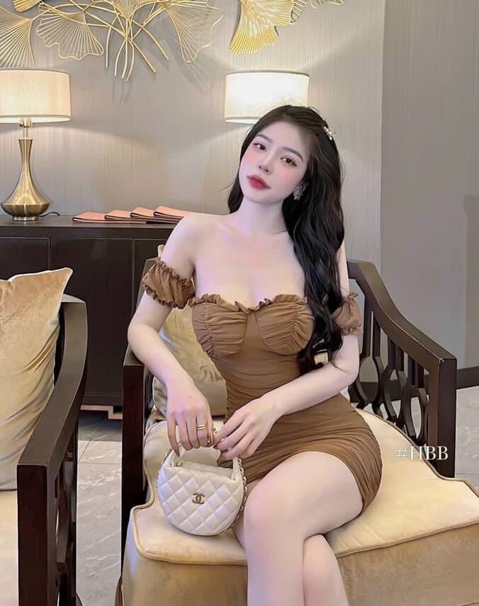 ĐẦM CÚP NGỰC TRỄ VAI