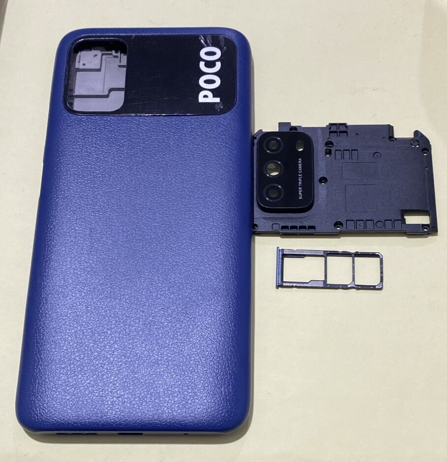 Vỏ thay thế điện thoại poco M3 có luôn khay sim , kính camera sau
