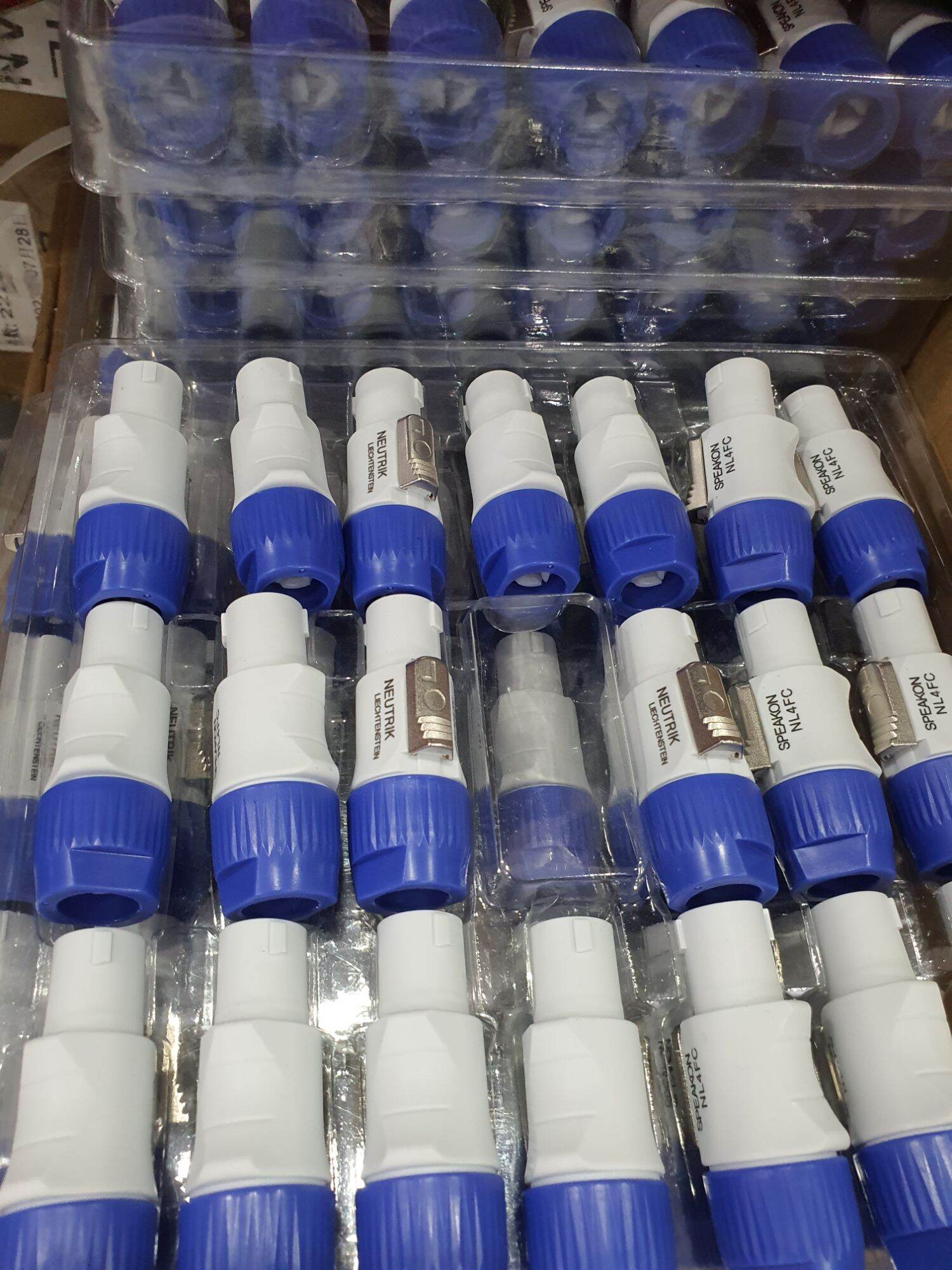 Jack loa neutrik 4 pin
