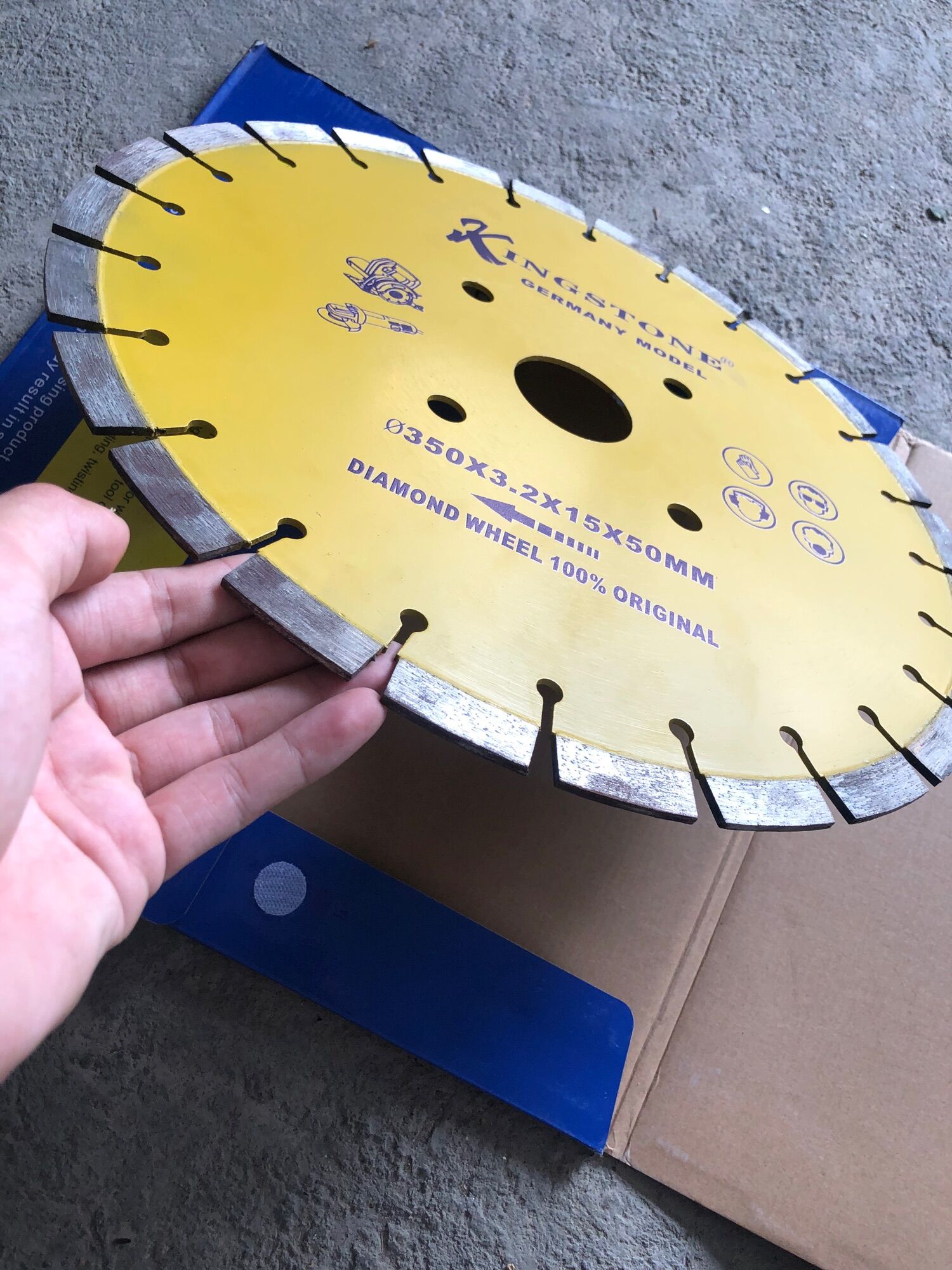 LƯỠI CƯA CẮT BÊ TÔNG KINGTONE MADE IN GERMANY