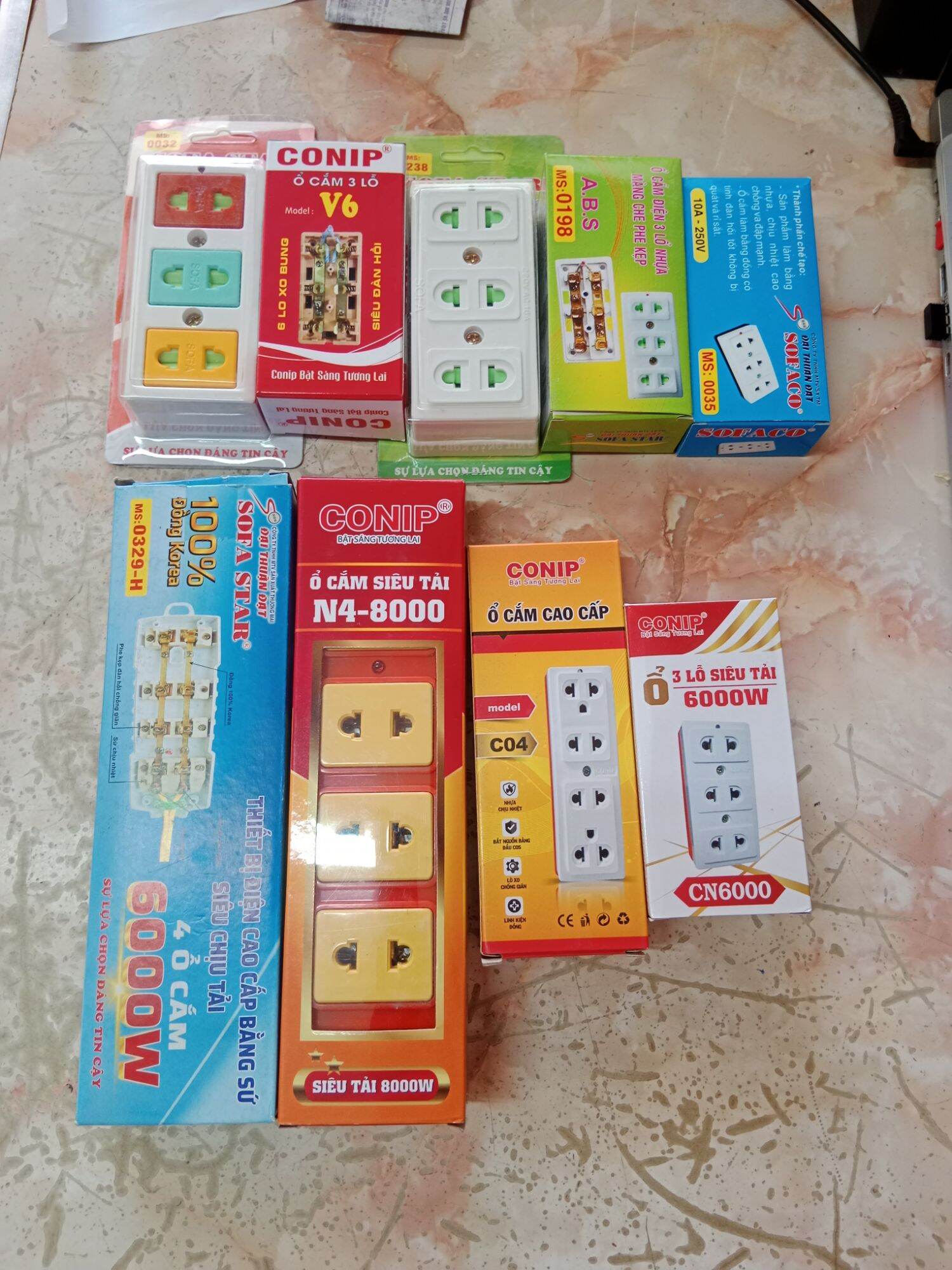 Ổ cắm 3 lổ siêu tải 6000w thông dụng conip, sofa