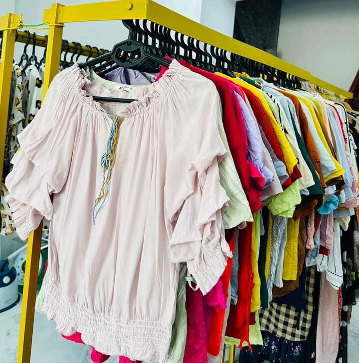 Áo nữ ngẫu nhiên mua 5 tặng 1