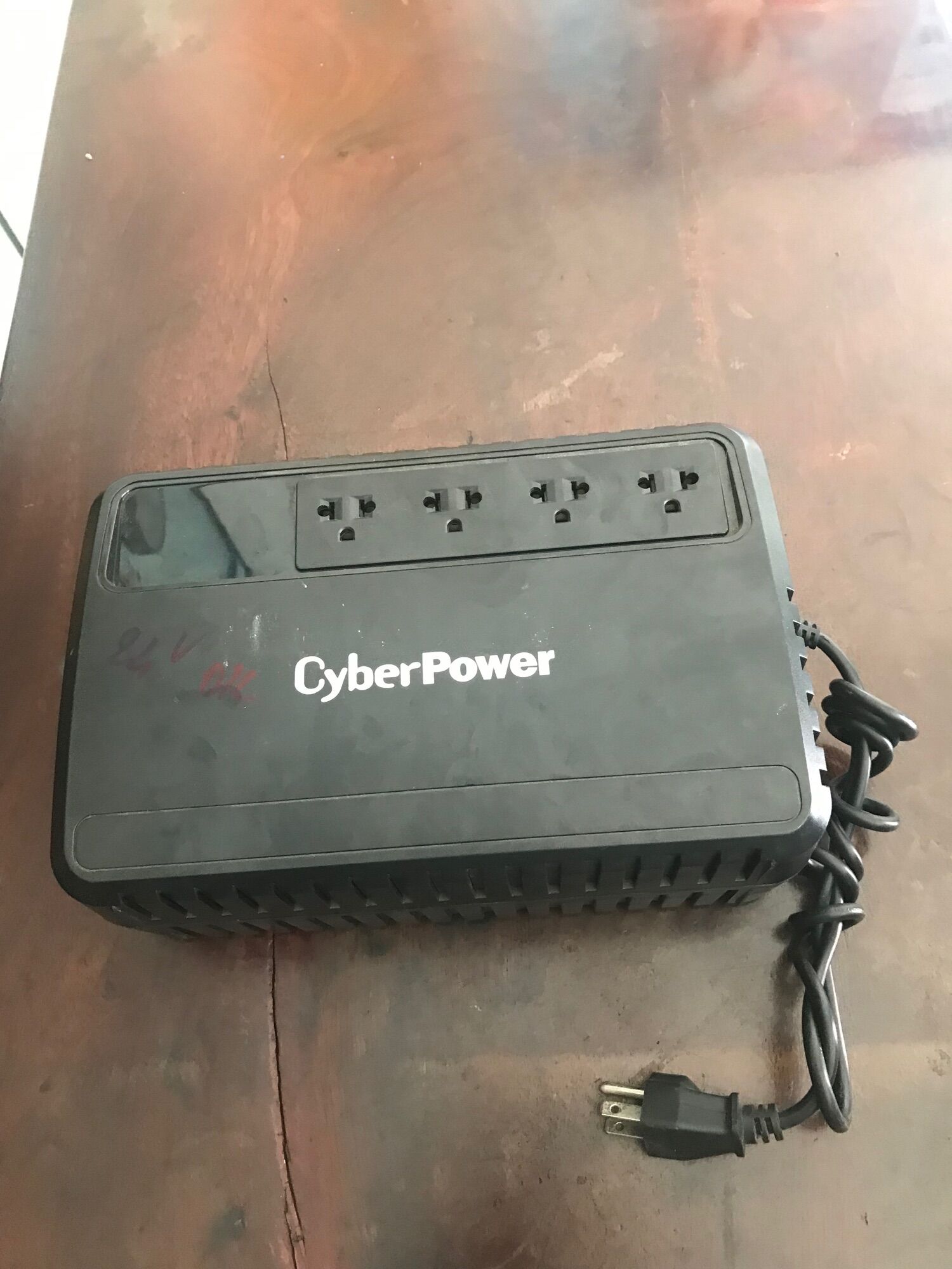 Bộ lưu điện ups cyberpower 1000va 600w không có bình hệ 24v