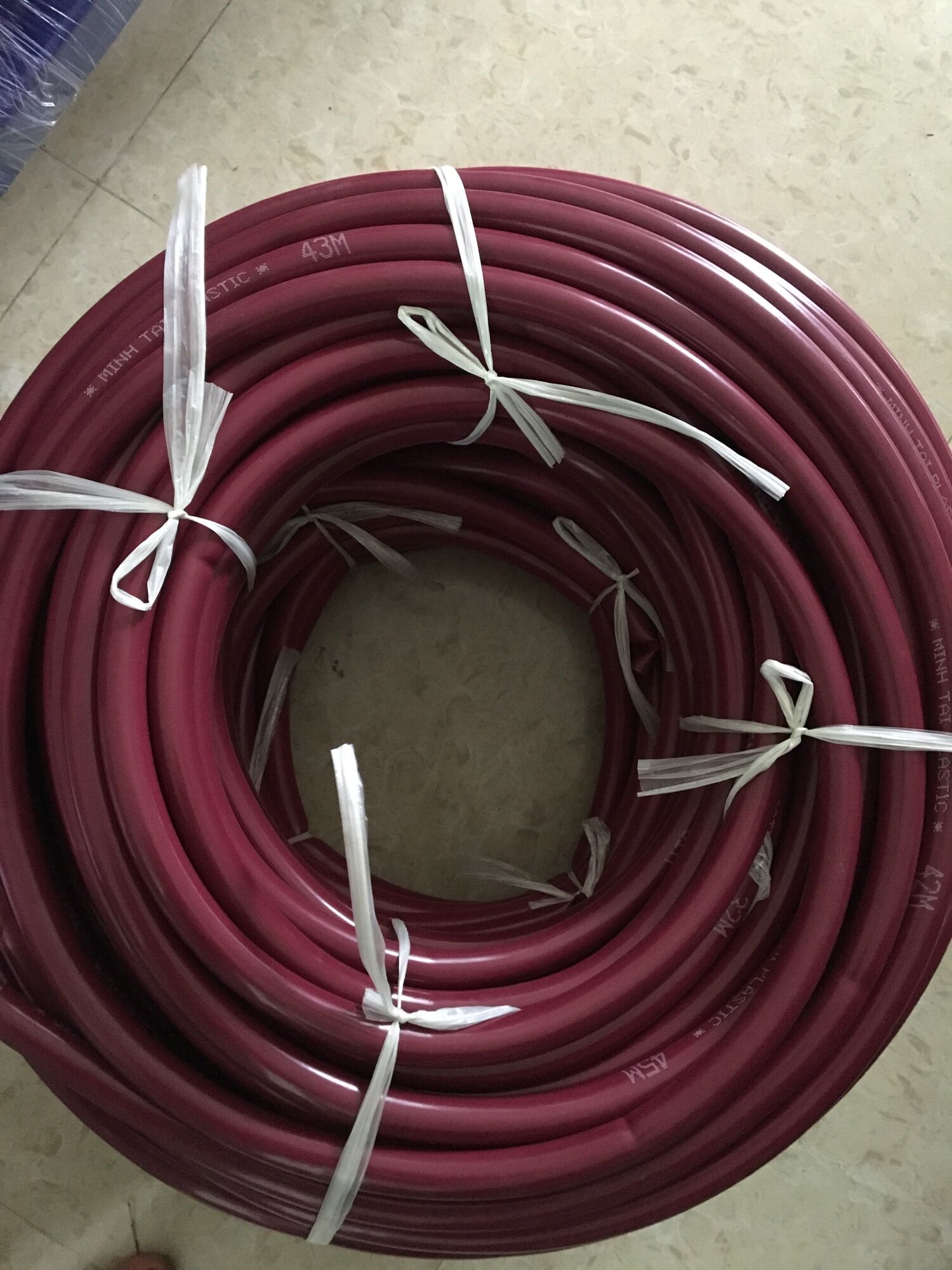 Cuộn 50m dây bơm nước phi 21