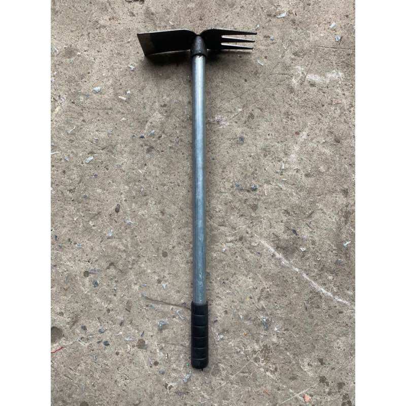 Dụng cụ làm vườn mini cuốc và cào